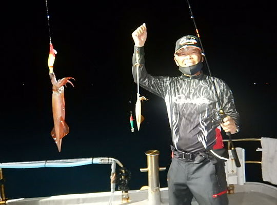 渡船よしだ屋／８月２５日（木）　夜イカメタル船の釣果①