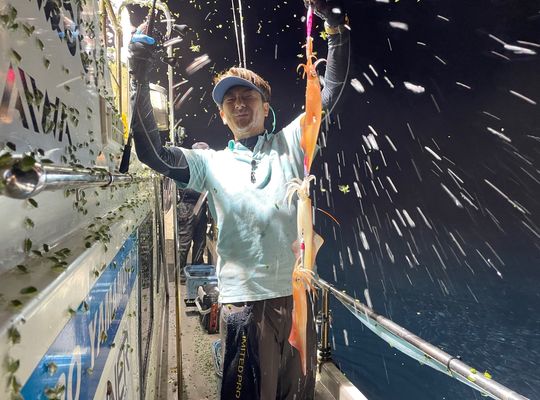渡船よしだ屋／’２３年９月２４日（日）　夜イカメタル船の釣果①