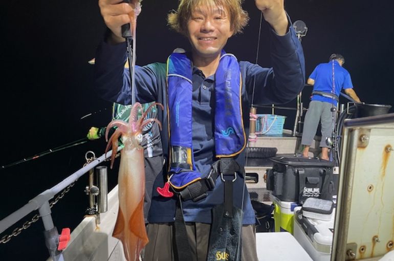 渡船よしだ屋／’２４年８月４日（日）　夜イカ釣りの釣果①