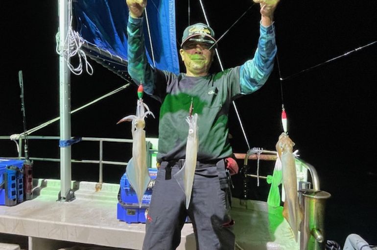 渡船よしだ屋／’２４年９月２４日（火）　夜イカ釣りの釣果情報①