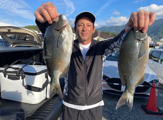 渡船よしだ屋／’２４年１１月８日（金）　磯釣りの釣果①