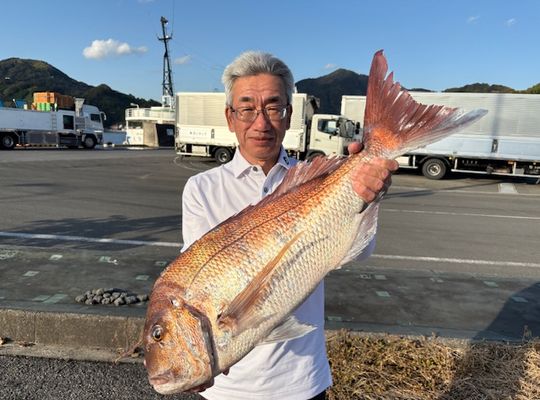 渡船よしだ屋／’２４年１２月２日（月）　磯釣りの釣果①