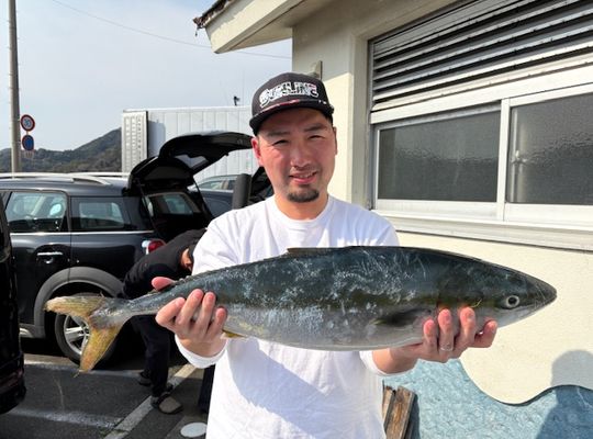渡船よしだ屋／’２５年３月２９日（土）　磯釣りの釣果①