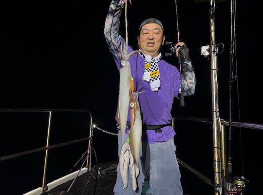 渡船よしだ屋／’２５年９月１４日（日）　夜イカ釣り船の釣果①