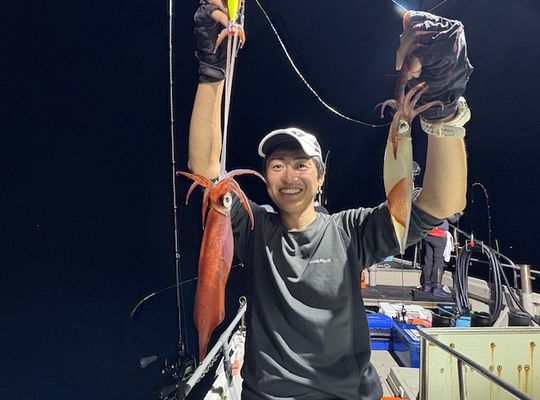 渡船よしだ屋／’２５年９月１５日（月）　夜イカ釣り船の釣果①