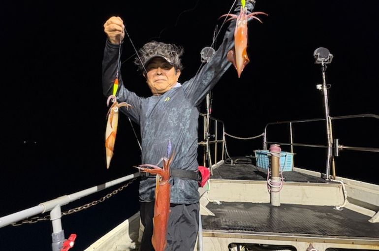 渡船よしだ屋／’２５年９月１７日（水）　夜イカ釣り船の釣果①