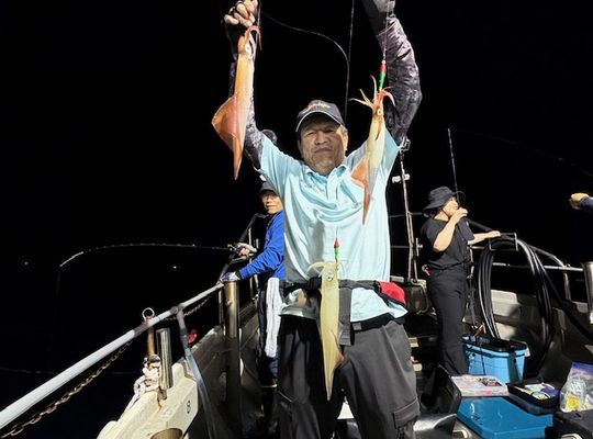 渡船よしだ屋／’２５年９月２２日（月）　夜イカ釣りの釣果①