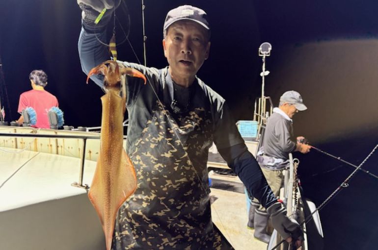 渡船よしだ屋／’２５年９月２５日（木）　夜イカ釣り船の釣果①