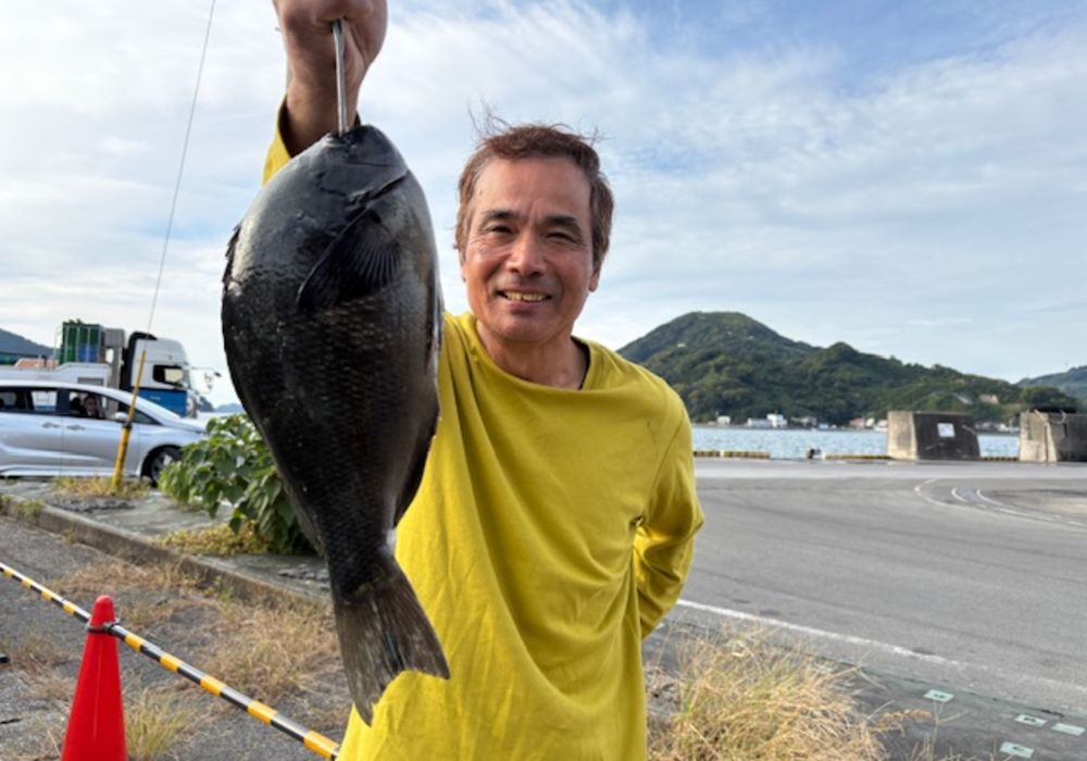 渡船よしだ屋／’２５年１０月３０日（木）　磯釣りの釣果①