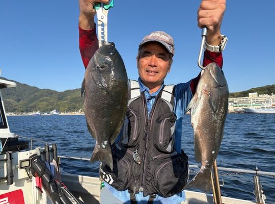 渡船よしだ屋／’２５年１１月１５日（土）　磯釣りの釣果①