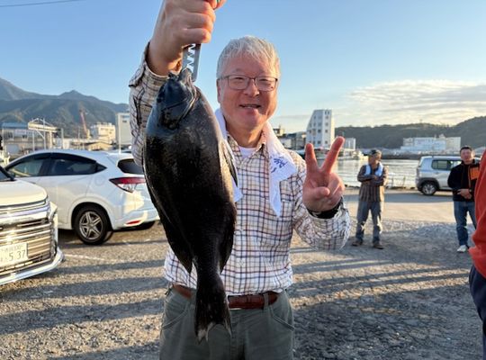 渡船よしだ屋／’２５年１２月７日（日）　磯釣りの釣果①