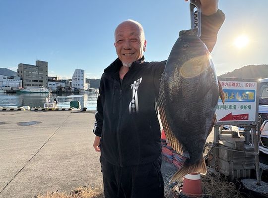 渡船よしだ屋／’２５年１２月１９日（金）　磯釣りの釣果①
