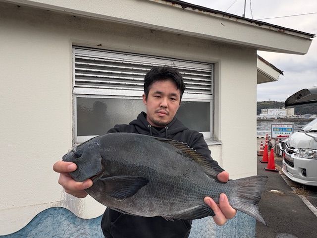 25年12月20日（土） 磯釣りの釣果 | 愛媛を拠点に渡船にまつわる