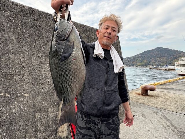 25年12月20日（土） 磯釣りの釣果 | 愛媛を拠点に渡船にまつわる