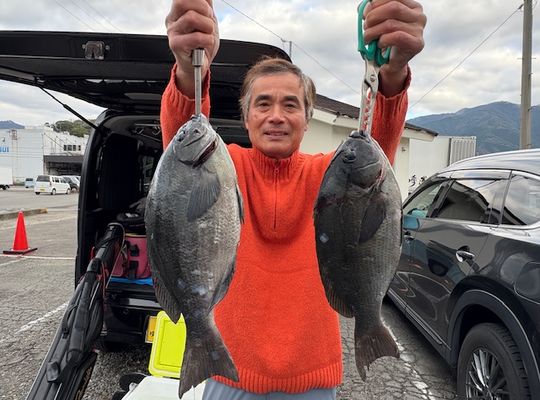 渡船よしだ屋／’２５年１２月２７日（土）　磯釣りの釣果①