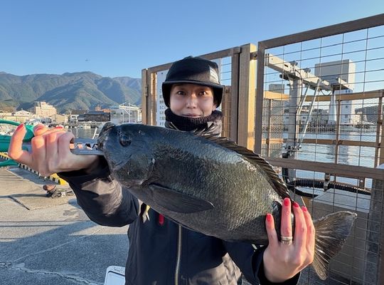 渡船よしだ屋／’２５年１２月２８日（日）　磯釣りの釣果①