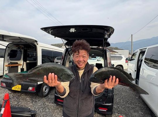 渡船よしだ屋／＇２５年１２月３０日（火）　磯釣りの釣果①