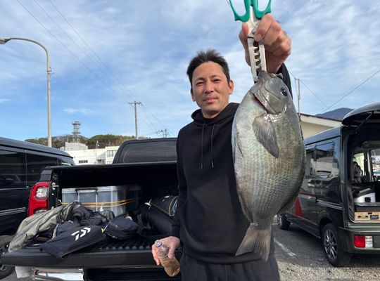 渡船よしだ屋／’２６年２月４日（水）　磯釣りの釣果①