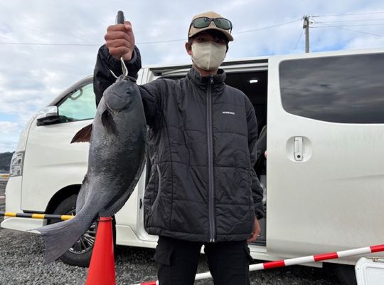 渡船よしだ屋／’２６年２月１０日（火）　磯釣りの釣果①