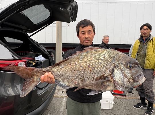 渡船よしだ屋／’２６年２月１４日（土）　磯釣りの釣果①