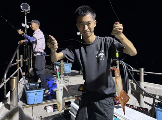 渡船よしだ屋／’２６年８月１５日（土）　夜イカ釣りの釣果①