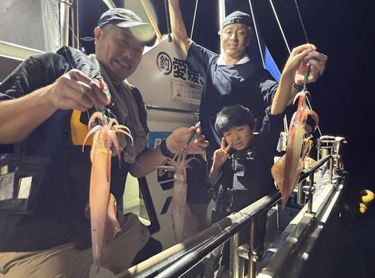 渡船よしだ屋／’２６年８月２０日（木）　夜イカ釣りの釣果①